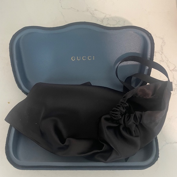 Gucci sunglasses main image 7
